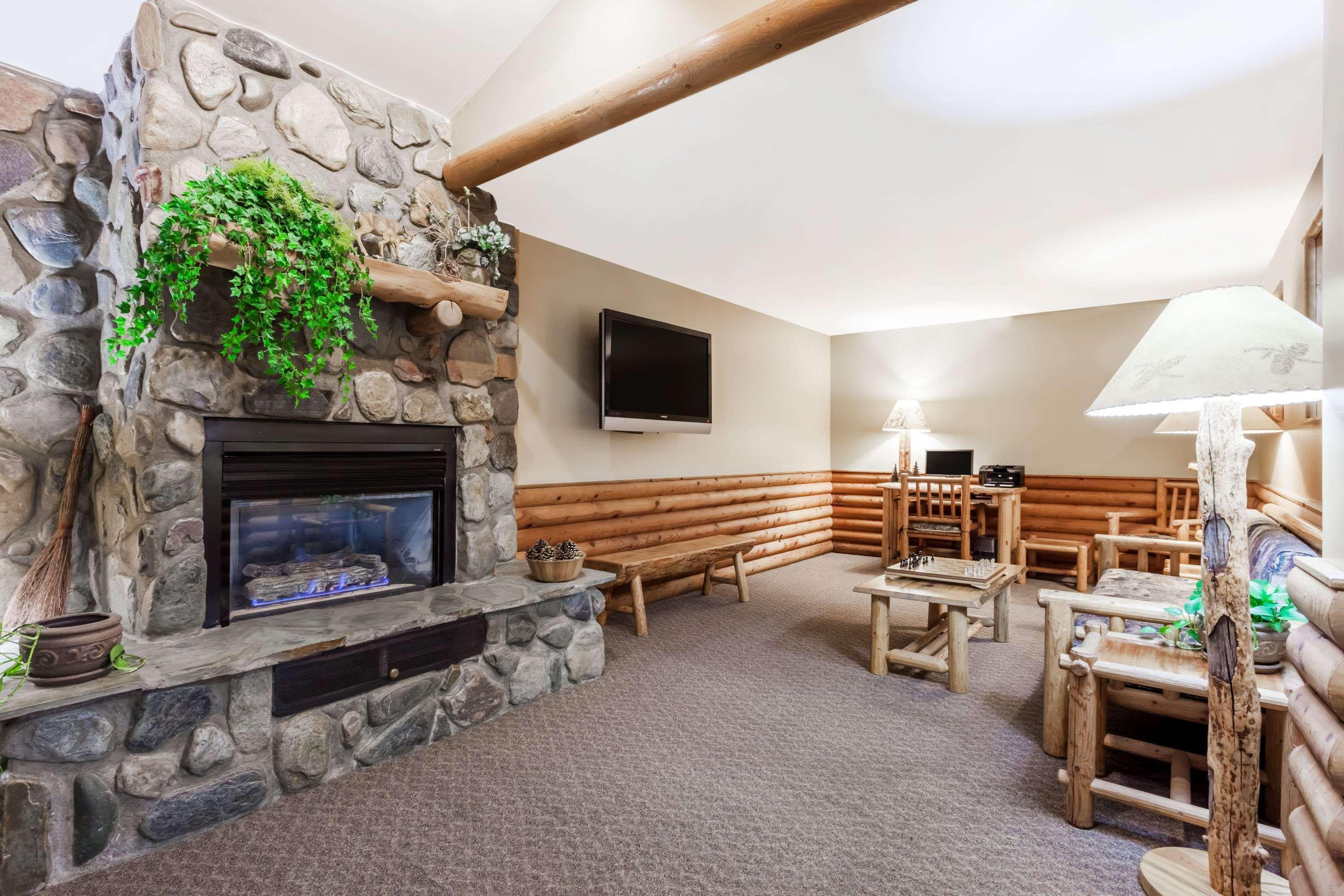 Days Inn By Wyndham Sandpoint Ponderay Экстерьер фото