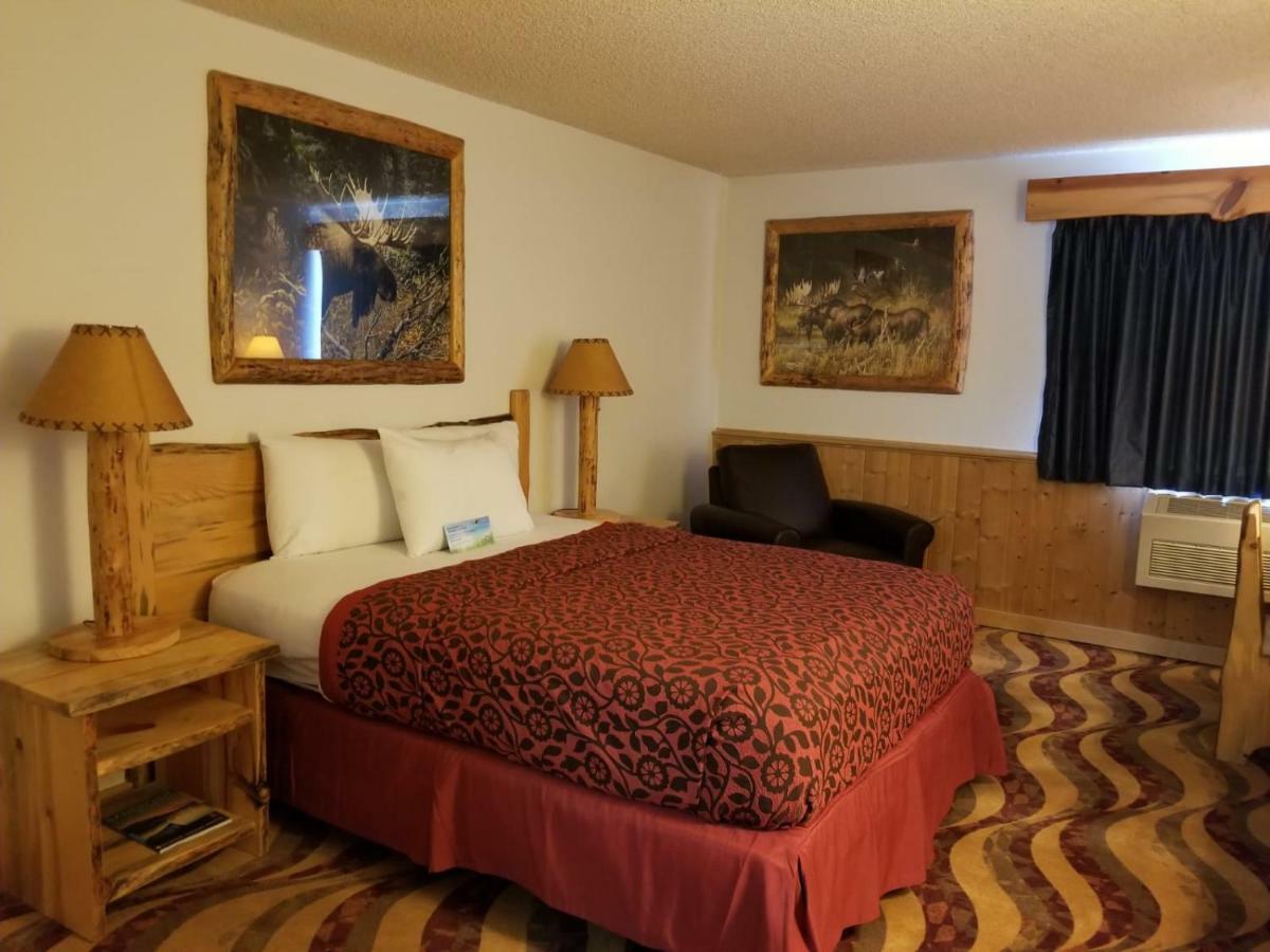 Days Inn By Wyndham Sandpoint Ponderay Экстерьер фото