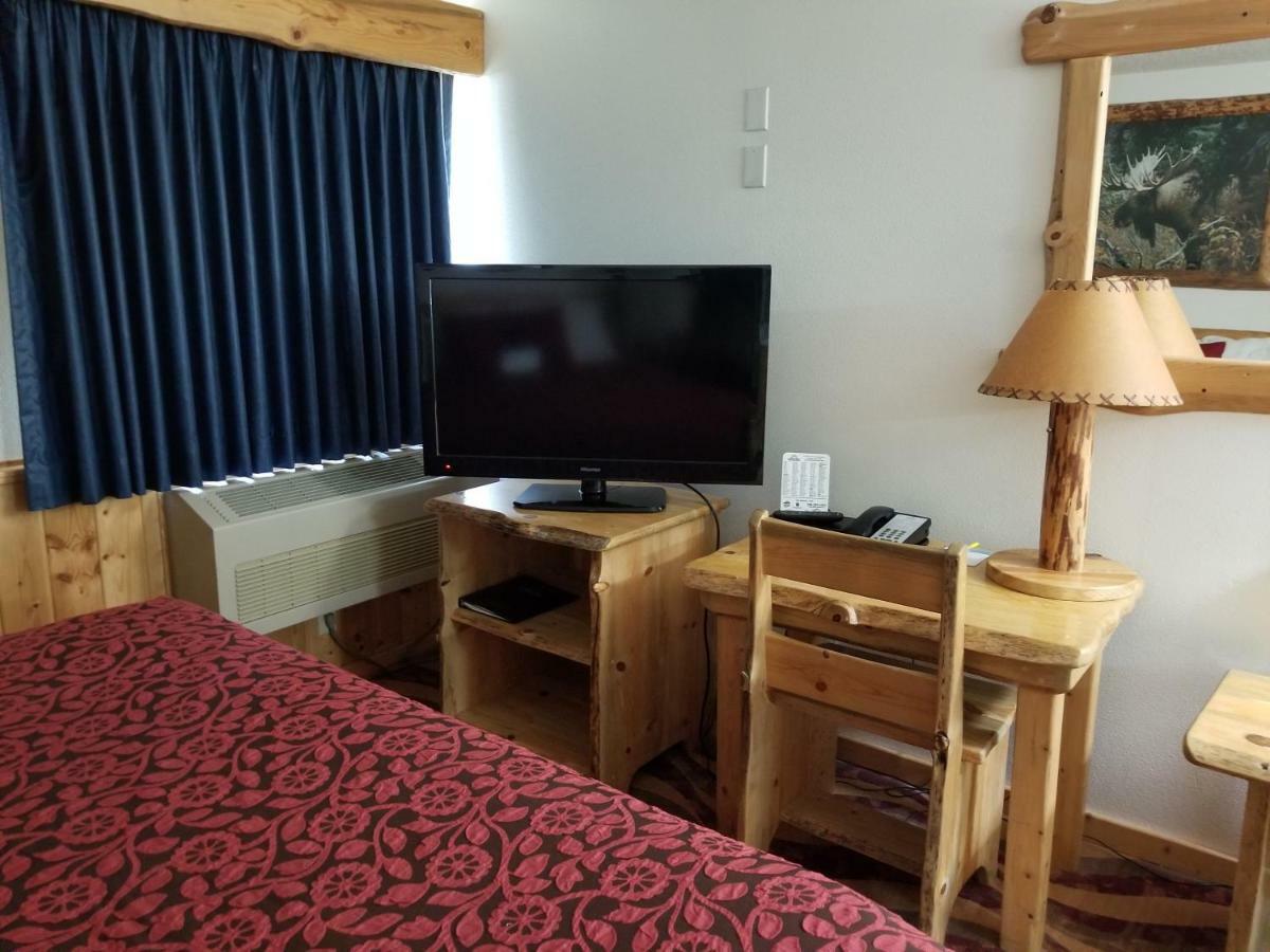 Days Inn By Wyndham Sandpoint Ponderay Экстерьер фото